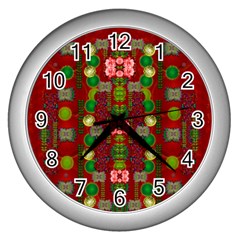 In Time For The Season Of Christmas An Jule Wall Clock (Silver)