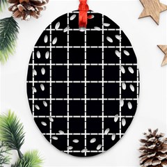 Pattern Carreaux Blanc/noir Ornament (oval Filigree) by kcreatif