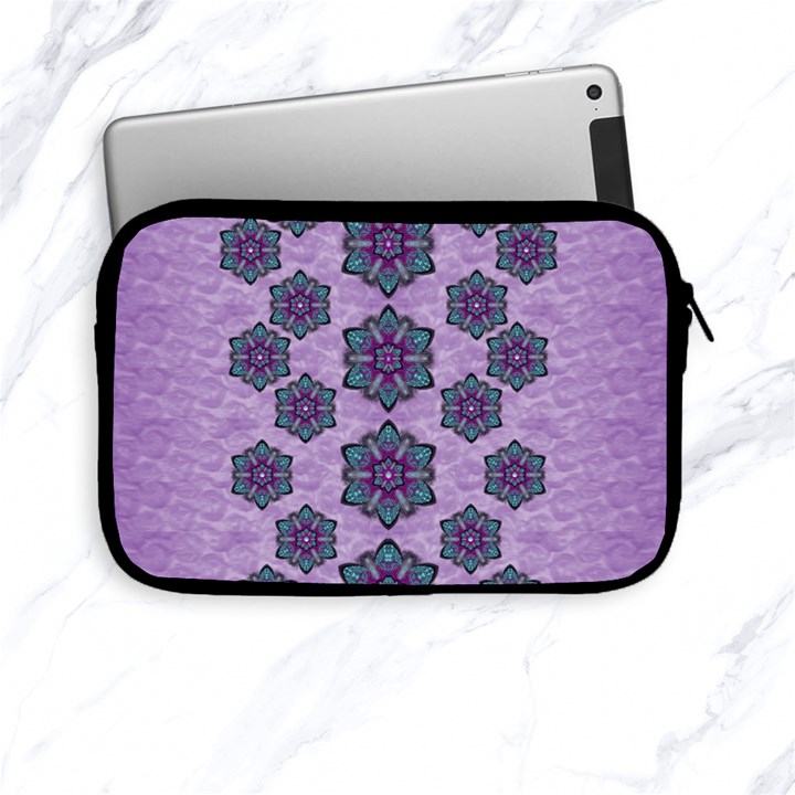 A Gift With Flowers Stars And Bubble Wrap Apple iPad Mini Zipper Cases