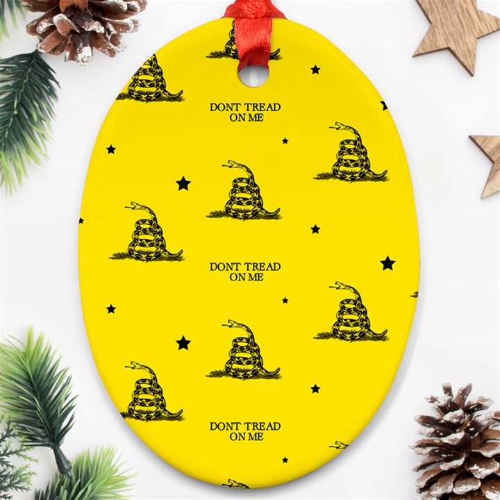 Gadsden Flag Don t tread on me Yellow and Black Pattern with american stars Oval Ornament (Two Sides)