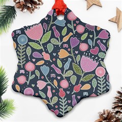 Floral Pattern Ornament (snowflake)