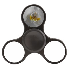 Orchidée Blanche Fleur Finger Spinner by kcreatif