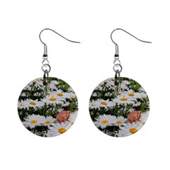 Champs de marguerites Mini Button Earrings