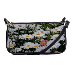 Champs de marguerites Shoulder Clutch Bag