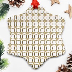 Gold Lattice Ornament (snowflake)