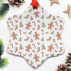 Ginger Christmas Pattern Snowflake Ornament (two Sides) by designsbymallika