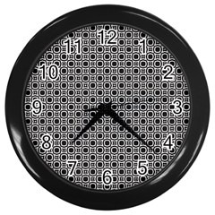 Pattern Formes Ronds Noir/blanc Wall Clock (black) by kcreatif