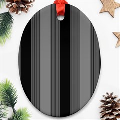 Pattern Bandes Gris/noir Oval Ornament (two Sides) by kcreatif