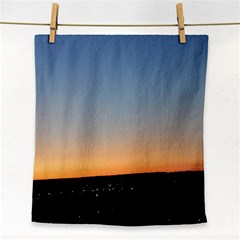 Photo Coucher Du Soleil Bleu/orange Face Towel by kcreatif