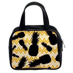 Ananas Chevrons Noir/jaune Classic Handbag (two Sides) by kcreatif