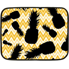 Ananas Chevrons Noir/jaune Double Sided Fleece Blanket (mini)  by kcreatif