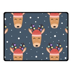 Cute Deer Heads Seamless Pattern Christmas Fleece Blanket (small) by Vaneshart