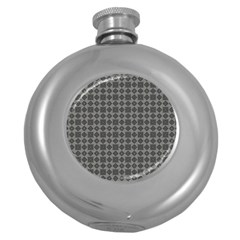 Df Adamo Linum Round Hip Flask (5 Oz) by deformigo