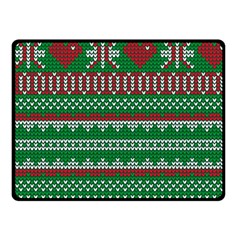 Knitted Christmas Pattern Green Red Fleece Blanket (small)