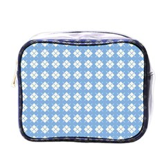 Df Matt Remister Mini Toiletries Bag (one Side) by deformigo