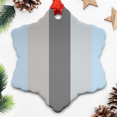 Stripey 24 Ornament (snowflake)