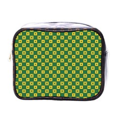 Df Green Domino Mini Toiletries Bag (one Side) by deformigo