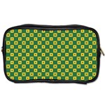 DF Green Domino Toiletries Bag (Two Sides) Front