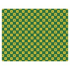 Df Green Domino Double Sided Flano Blanket (medium)  by deformigo