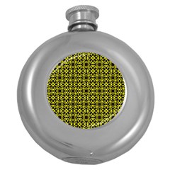 Df Manzanilla Round Hip Flask (5 Oz) by deformigo