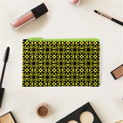 Df Manzanilla Cosmetic Bag (xs) by deformigo