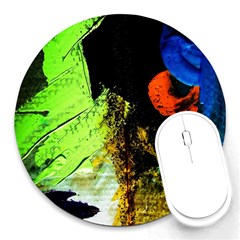 I Wonder 1 Round Mousepads by bestdesignintheworld