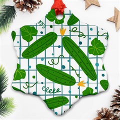 Seamless Pattern With Cucumber Ornament (snowflake) by Wegoenart