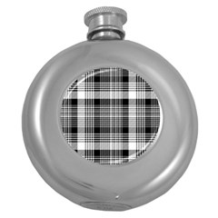 Black White Plaid Checked Seamless Pattern Round Hip Flask (5 oz)