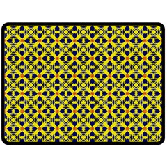 Df Sanhita Manjul Double Sided Fleece Blanket (large)  by deformigo