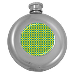 Bisento Round Hip Flask (5 Oz) by deformigo