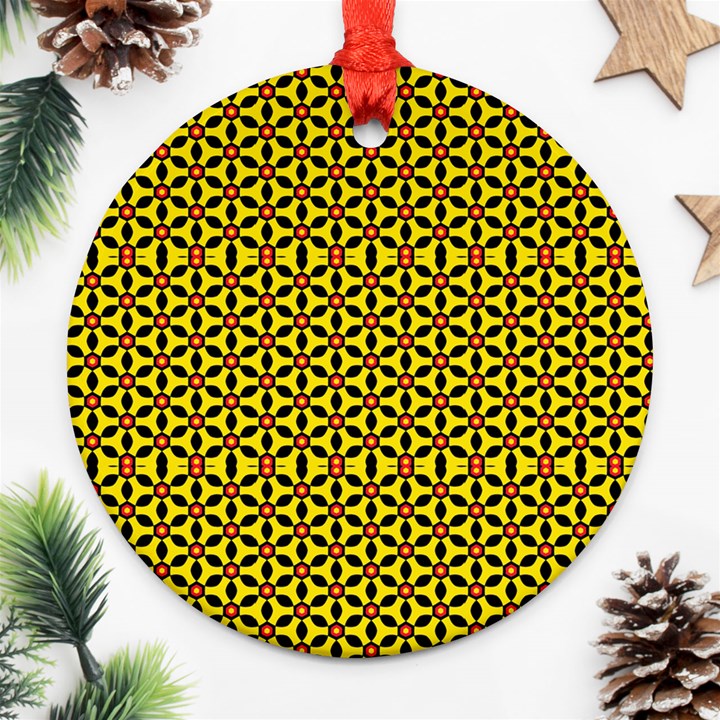 Murdo Ornament (Round)