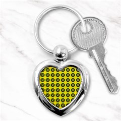 Pomeroy Key Chain (heart) by deformigo