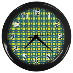 Wannaska Wall Clock (black) by deformigo