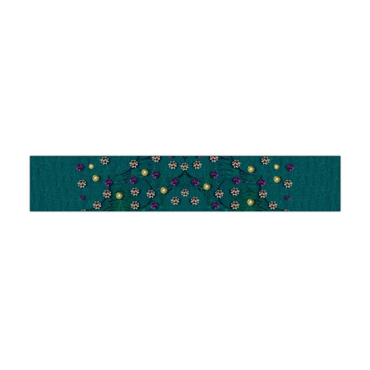 Reef Filled Of Love And Respect With  Fauna Ornate Flano Scarf (Mini)