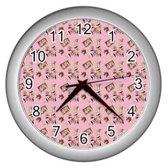 Robin Art Pink Pattern Wall Clock (silver)