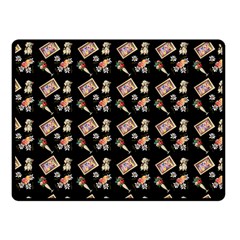 Robin Art Black Pattern Fleece Blanket (Small)