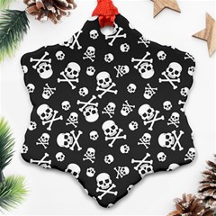 Skull Crossbones Seamless Pattern Holiday Halloween Wallpaper Wrapping Packing Backdrop Snowflake Ornament (two Sides) by Nexatart