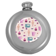 Seamless Bakery Vector Pattern Round Hip Flask (5 oz)