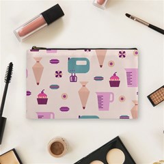 Seamless Bakery Vector Pattern Cosmetic Bag (Medium)