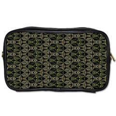 Green Digitalart Toiletries Bag (one Side) by Sparkle