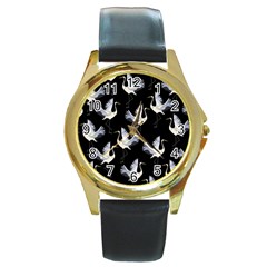 Crane Pattern Round Gold Metal Watch