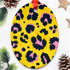 Leopard Print Seamless Pattern Oval Ornament (Two Sides)