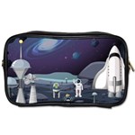 Alien Astronaut Scene Toiletries Bag (Two Sides) Front