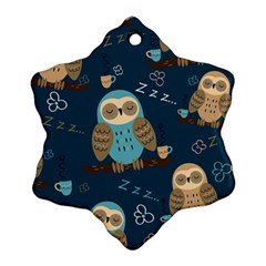 Seamless Pattern Owls Dreaming Ornament (snowflake)