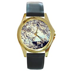 Plum Blossoms Round Gold Metal Watch