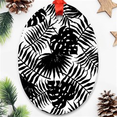 Black And White Tropical Leafs Pattern, Vector Image Ornament (oval) by Casemiro