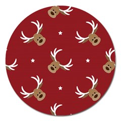 Cute Reindeer Head With Star Red Background Magnet 5  (round) by BangZart