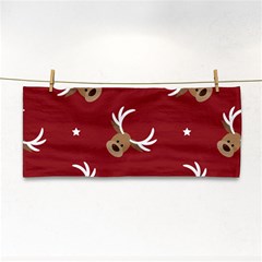 Cute Reindeer Head With Star Red Background Hand Towel by BangZart