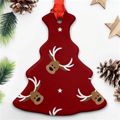 Cute Reindeer Head With Star Red Background Ornament (christmas Tree)  by BangZart