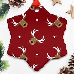 Cute Reindeer Head With Star Red Background Snowflake Ornament (two Sides) by BangZart